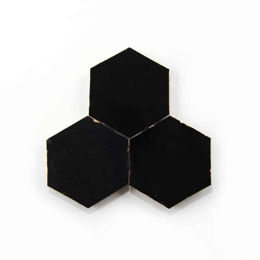 Carbon Black Hex, Sample